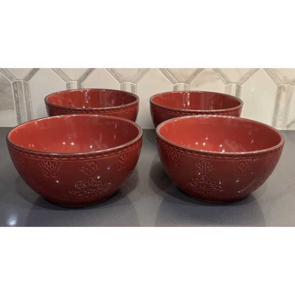 Cindy Crawford Style - Set Of Four Burgundy Round Soup/Cereal Bowls - Picture 2 of 4